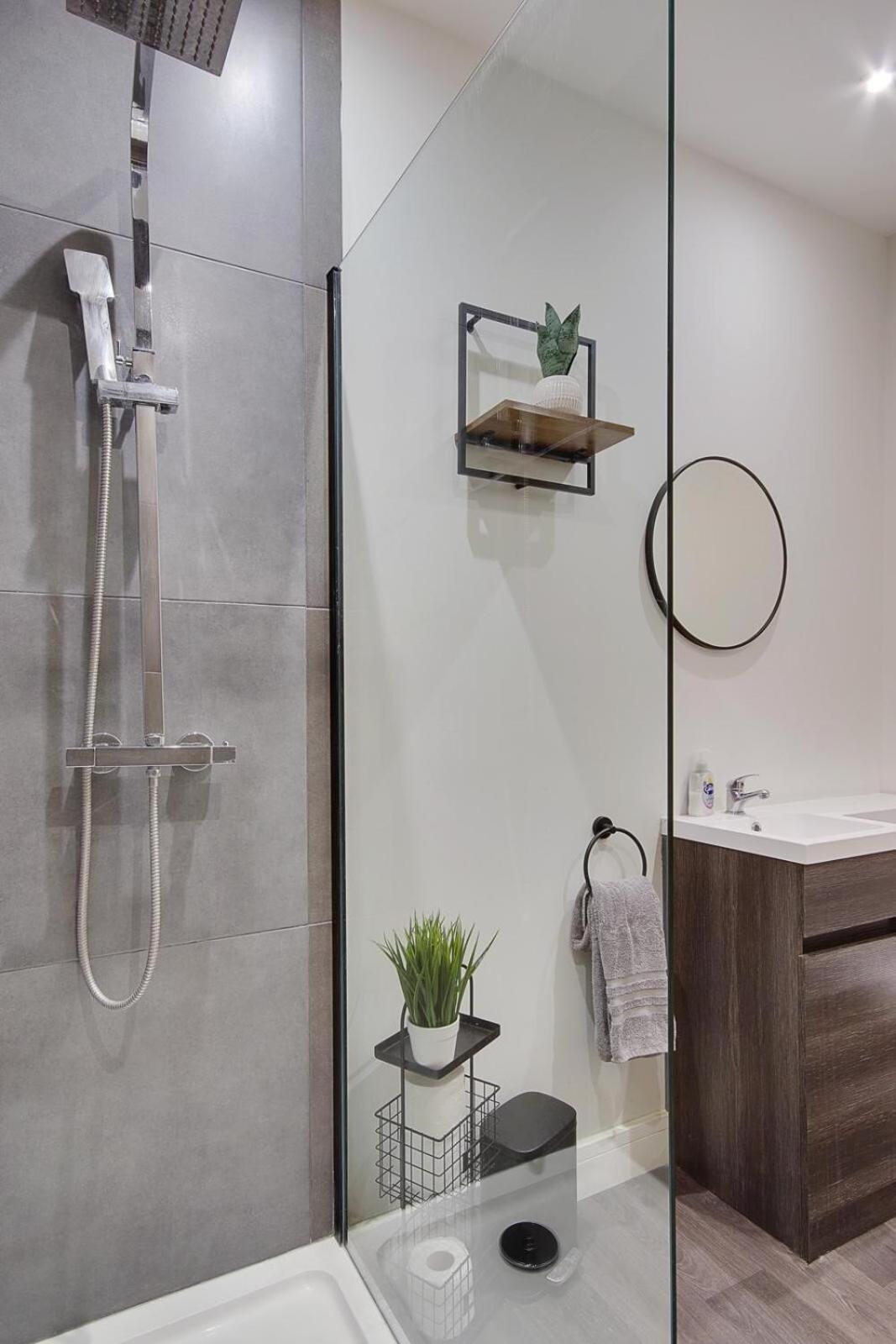 Ashley Road Apartment 1 풀 외부 사진